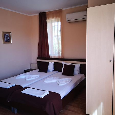 Respekt Guest House ساني بيتش الغرفة الصورة